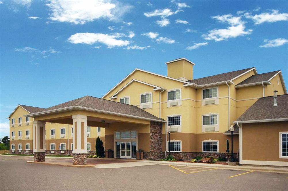 Crossings By Grandstay Inn & Suites Becker Eksteriør bilde