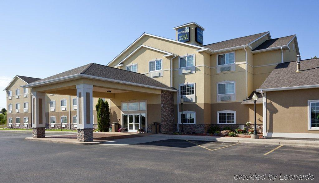 Crossings By Grandstay Inn & Suites Becker Eksteriør bilde