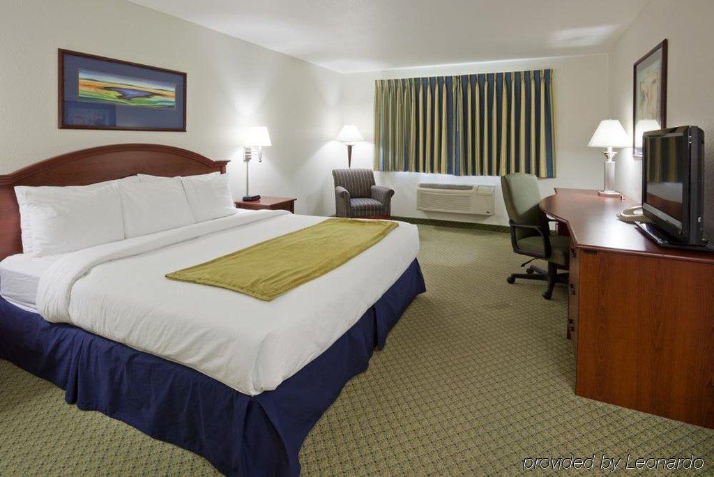 Crossings By Grandstay Inn & Suites Becker Eksteriør bilde