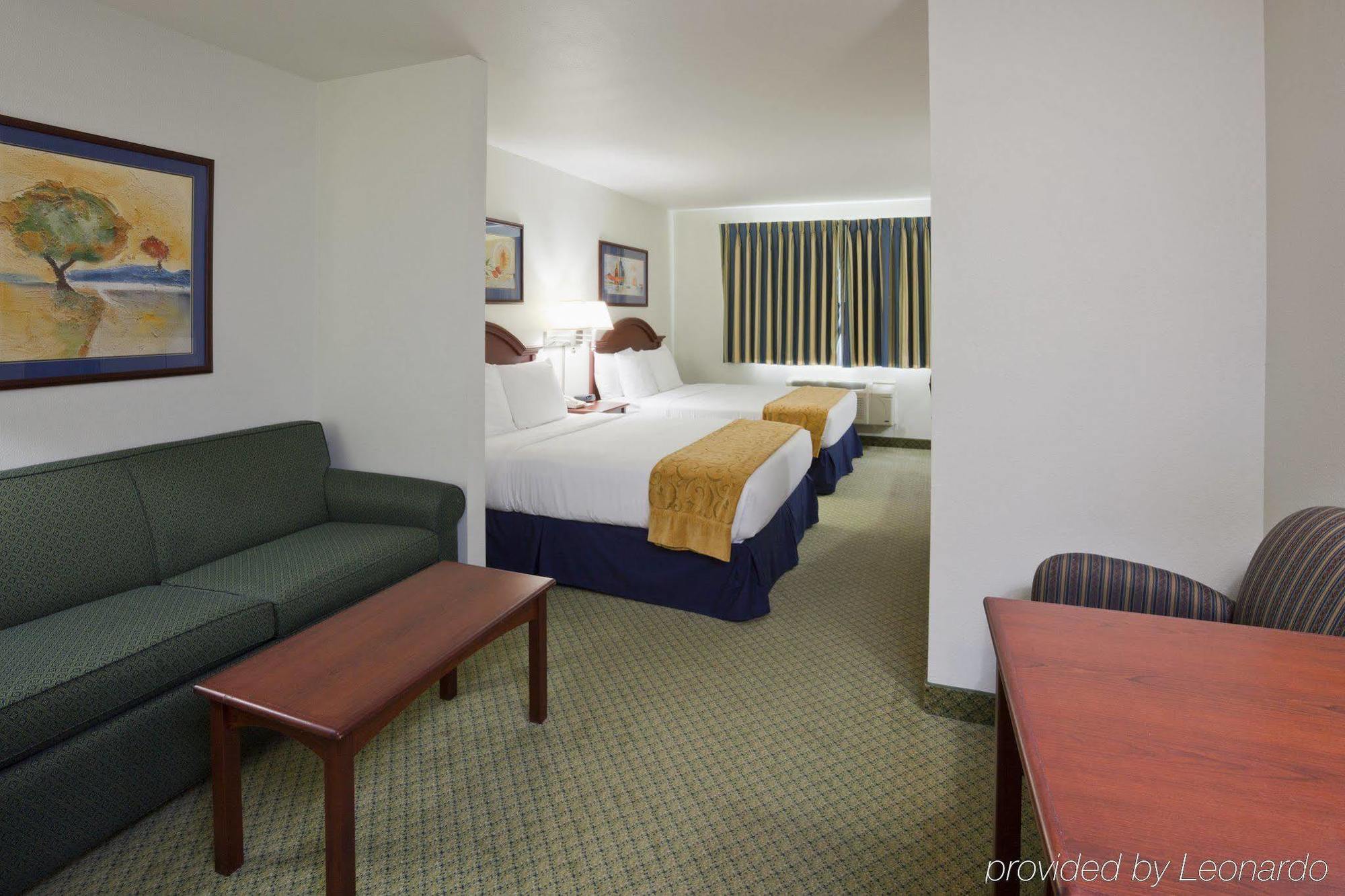 Crossings By Grandstay Inn & Suites Becker Eksteriør bilde